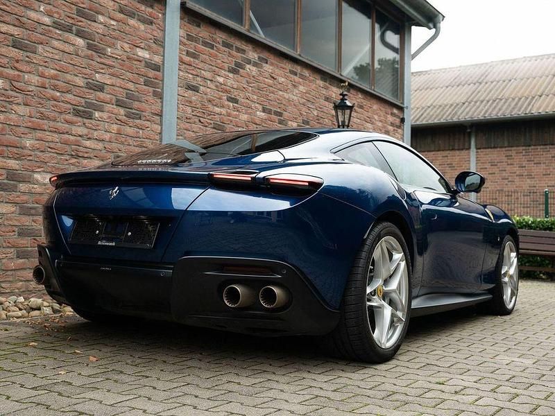 Gebraucht Ferrari Roma 620 PS (456 kW) 2023 Blau Coupé