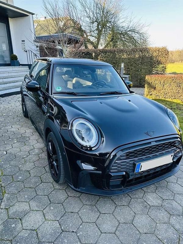 Schwarz Gebraucht 2022 Mini John Cooper Works Kleinwagen | 19.850 € (Superpreis) - Bild 1/4