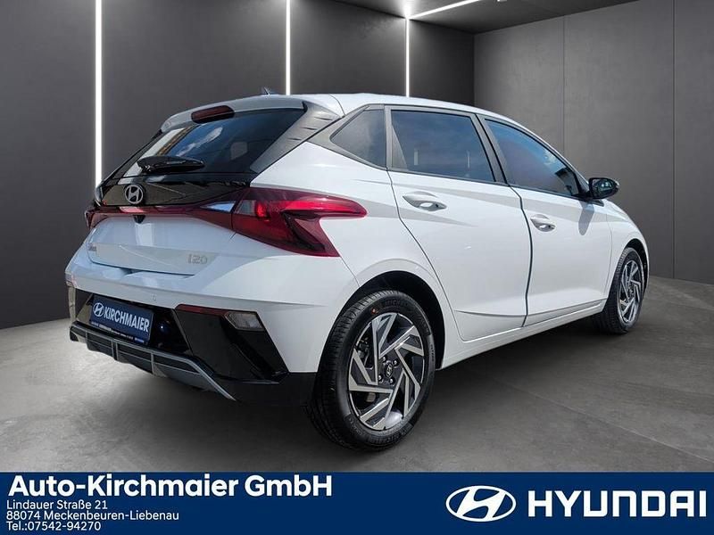 Neu Hyundai i20 90 PS (66 kW) 2026 Weiss Kleinwagen