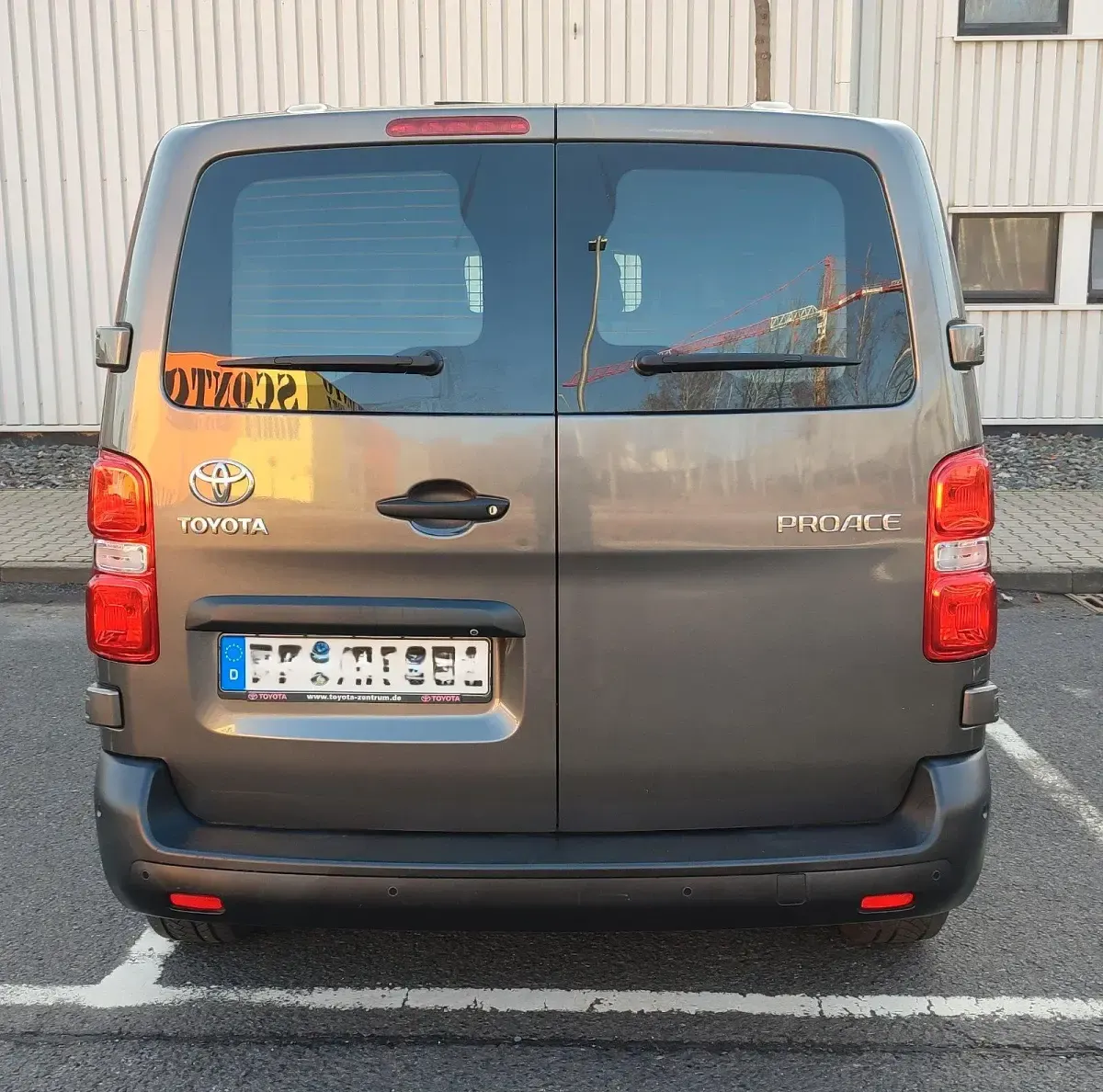 Używany Toyota Proace 116 KM (85 kW) 2018 Andere farben Minivan