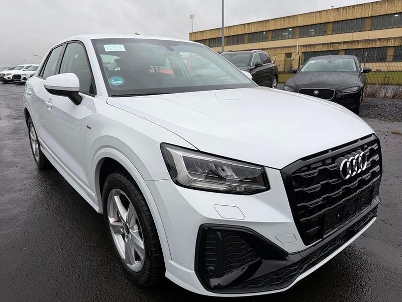 Gebraucht Audi Q2 S-Line 116 PS (85 kW) 2023 Weiß SUV