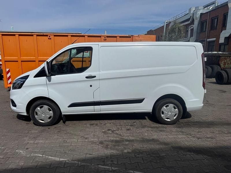 Gebraucht Ford Transit Custom 131 PS (96 kW) 2018 Weiß Van / Kleinbus