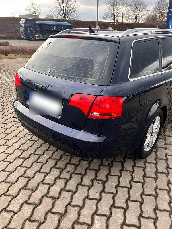 Gebraucht Audi A4 140 PS (102 kW) 2006 Violet Kombi