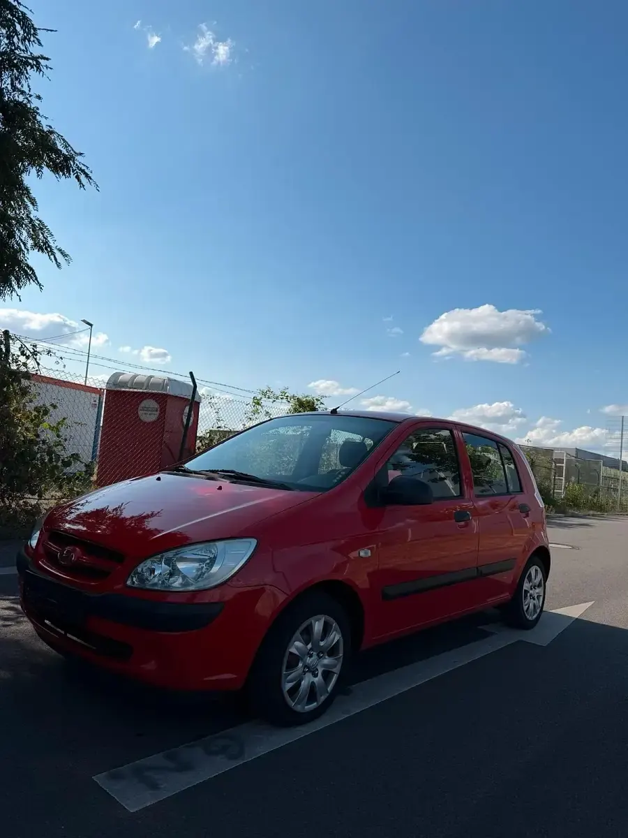 Gebraucht Hyundai Getz 67 PS (49 kW) 2009 Rot Kleinwagen