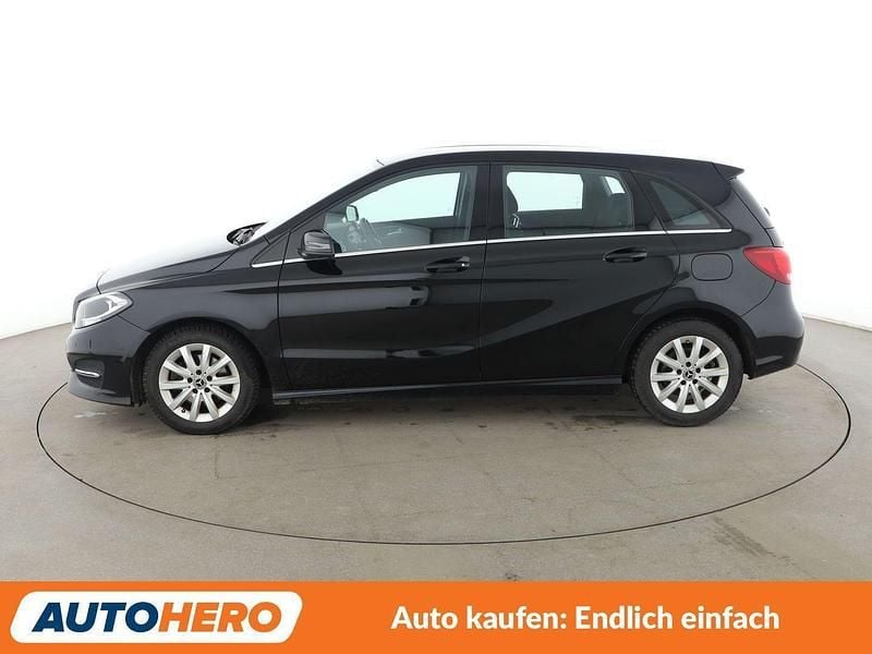 Gebraucht Mercedes B180 Urban 122 PS (89 kW) 2018 Schwarz Van / Kleinbus