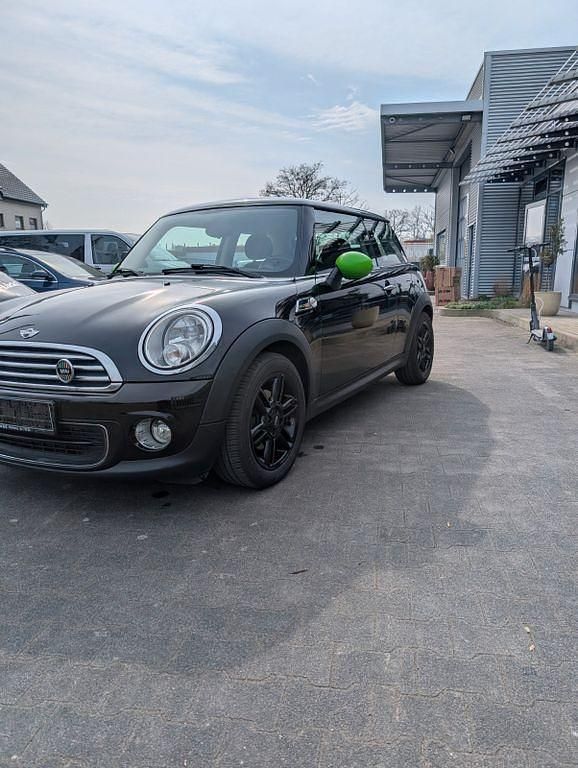 Gebraucht Mini ONE 75 PS (55 kW) 2013 Schwarz Kleinwagen