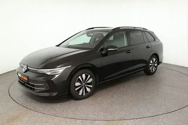 Gebraucht VW Golf VIII Goal 150 PS (110 kW) 2025 Schwarz Kombi
