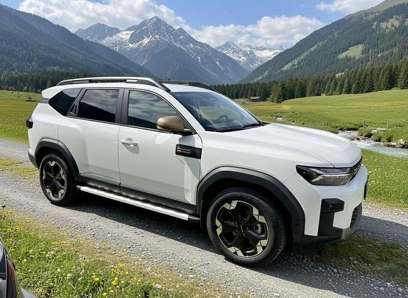 Weiß Neu 2025 Dacia Bigster Extreme SUV | 30.800 € (Guter Preis) - Bild 1/4
