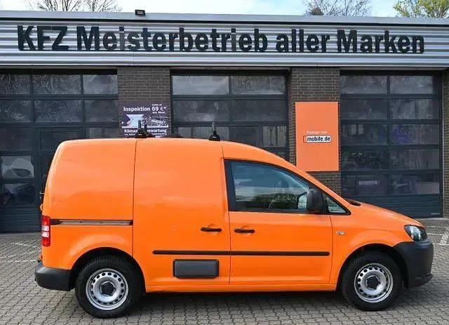 Usata VW Caddy 80 CV (58 kW) 2012 Arancione Monovolume