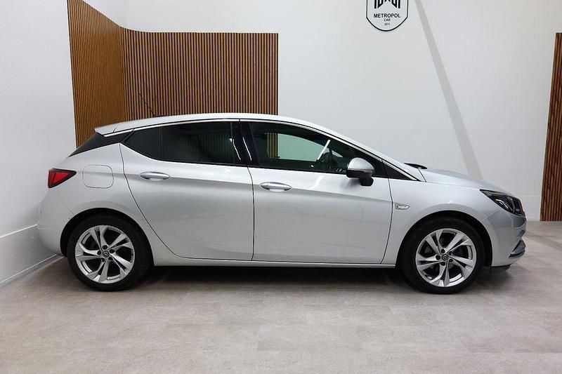 Usata Opel Astra 105 CV (77 kW) 2016 Argento Berlina