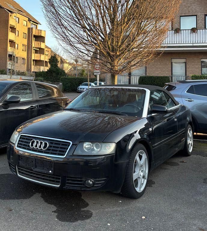 Gebraucht Audi A4 Cabriolet Sport 163 PS (119 kW) 2004 Schwarz Cabrio