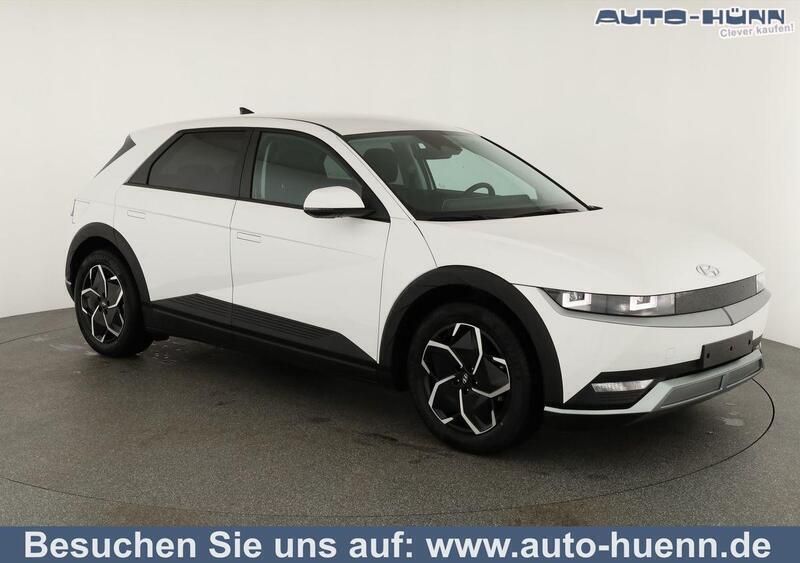 Atlas white Neu 2024 Hyundai Ioniq 5 Basis SUV | 31.995 € (Superpreis) - Bild 1/2