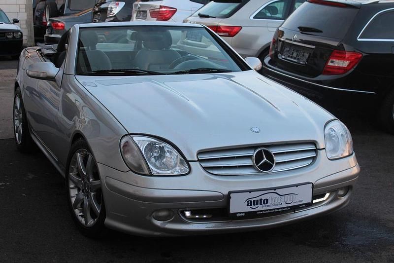 Gebraucht Mercedes SLK200 163 PS (119 kW) 2002 Grau Cabrio