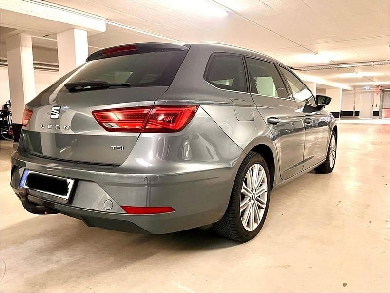 Gebraucht Seat Leon ST XCELLENCE 150 PS (110 kW) 2017 Grau Kombi
