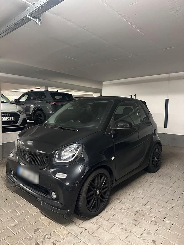 Schwarz Gebraucht 2017 Smart ForTwo Cabrio Brabus Cabrio | 16.000 € (Etwas zu teuer) - Bild 1/4