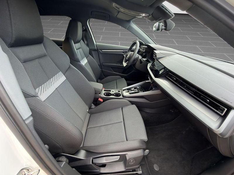 Gebraucht Audi A3 Advanced Plus 204 PS (150 kW) 2026 Gletscherweiß metallic (metallic) Limousine