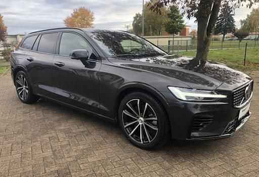 Gebraucht Volvo V60 Plus 350 PS (257 kW) 2025 Grau Kombi