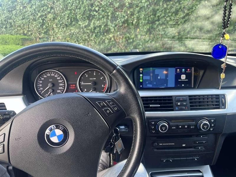 Gebraucht BMW 320 163 PS (119 kW) 2007 Kombi