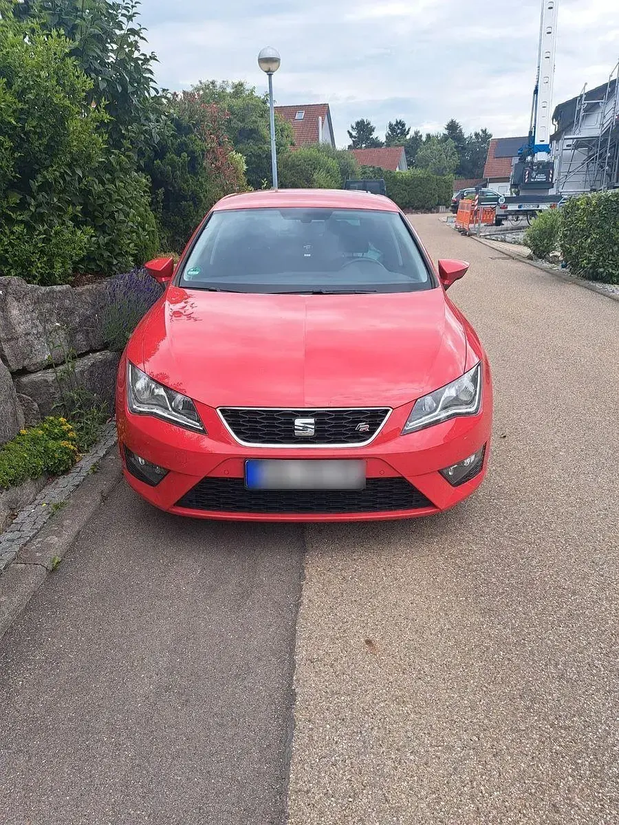 Gebraucht Seat Leon FR 125 PS (91 kW) 2013 Rot Limousine