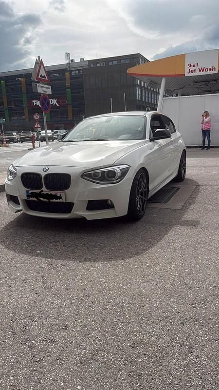 Second-hand BMW 125 218 CP (160 kW) 2013 Andere farben Hatchback