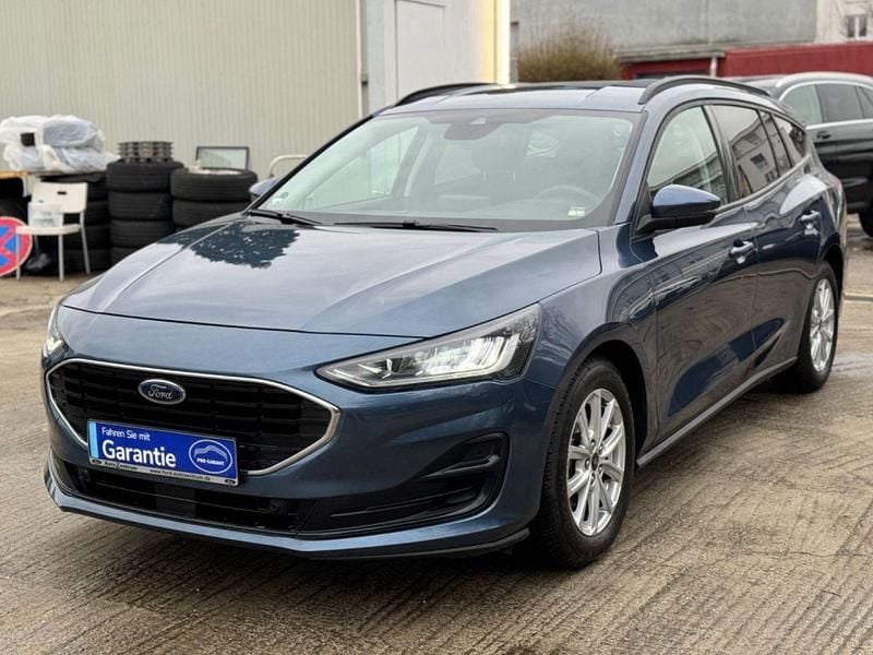 Gebraucht Ford Focus Cool & Connect 101 PS (74 kW) 2022 Blau Kombi