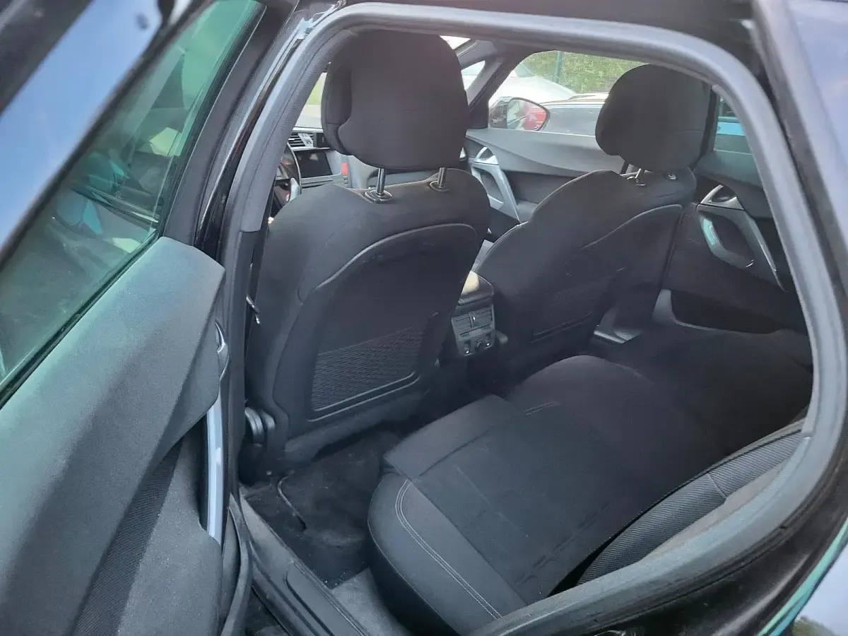 Gebraucht Citroën DS5 180 PS (132 kW) 2014 Schwarz Kleinwagen