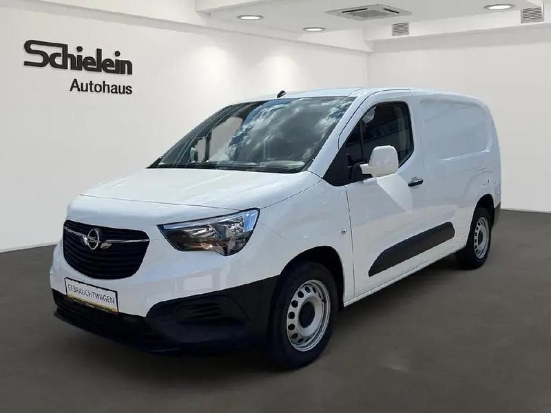 Weiß Gebraucht 2021 Opel Combo Edition Van / Kleinbus | 17.850 € (Etwas zu teuer) - Bild 1/4