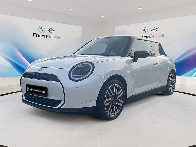 Weiß Gebraucht 2025 Mini Cooper Kleinwagen | 28.900 € (Fairer Preis) - Bild 1/4