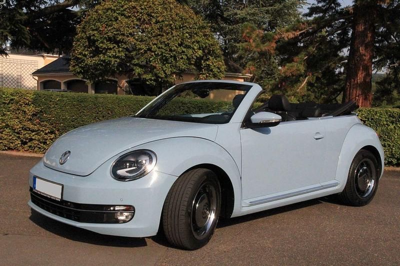 Blau Gebraucht 2014 VW Beetle Design Cabrio | 17.950 € (Fairer Preis) - Bild 1/4