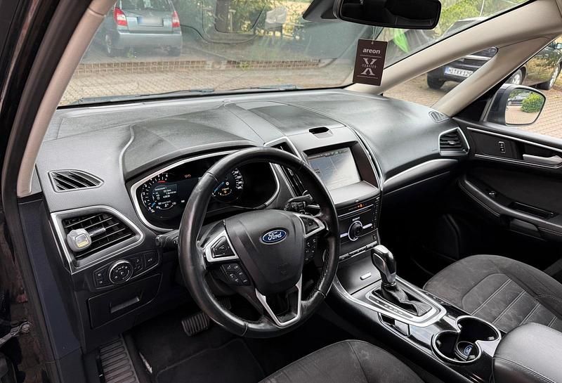 Gebraucht Ford Galaxy 179 PS (131 kW) 2016 Schwarz Van / Kleinbus