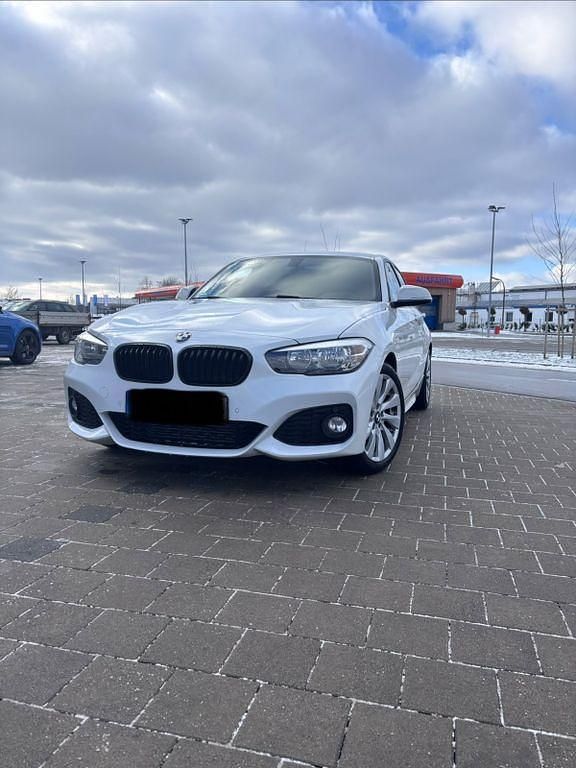 Gebraucht BMW 120 M Sport 190 PS (139 kW) 2018 Weiß Kleinwagen
