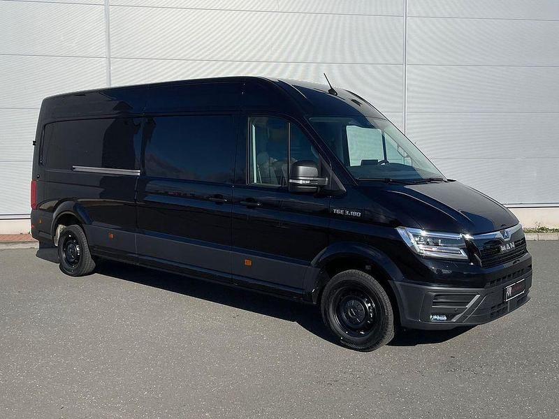Neu MAN TGE 177 PS (130 kW) 2026 Schwarz Van