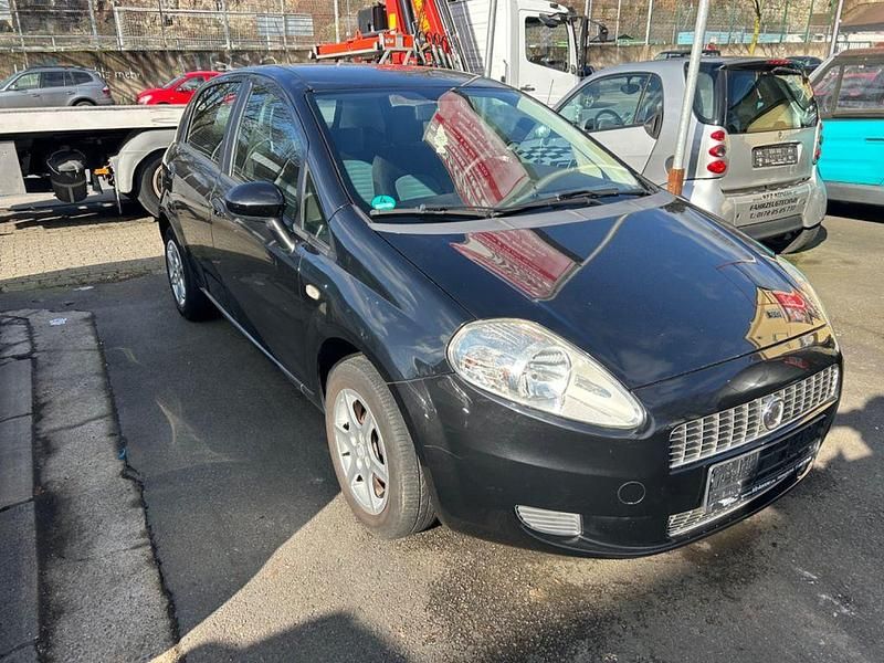 Gebraucht Fiat Punto Dynamic 77 PS (56 kW) 2008 Schwarz Kleinwagen