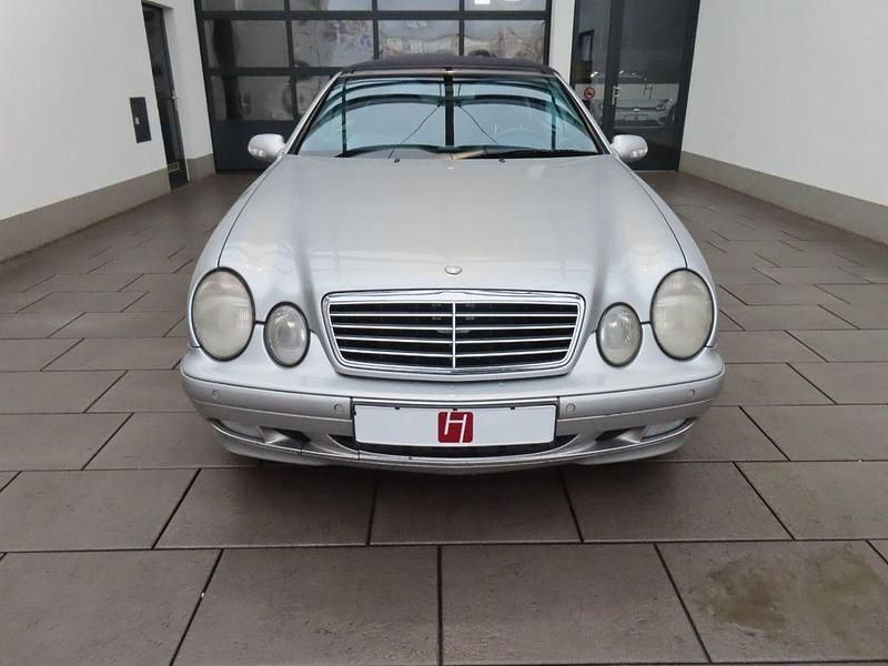 Gebraucht Mercedes CLK200 163 PS (119 kW) 2002 Silber Cabrio