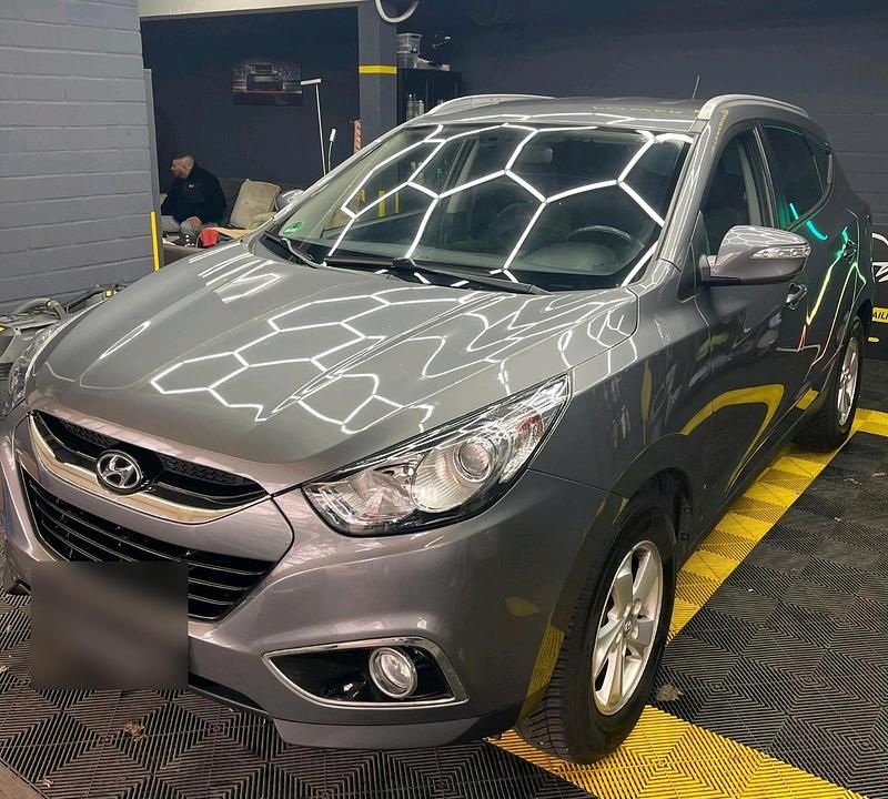 Gebraucht Hyundai ix35 163 PS (119 kW) 2011 Grau SUV