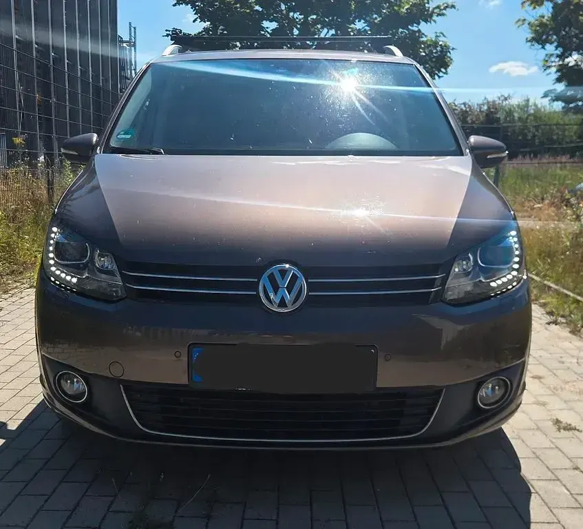 Gebraucht VW Touran 170 PS (125 kW) 2014 Braun Van / Kleinbus
