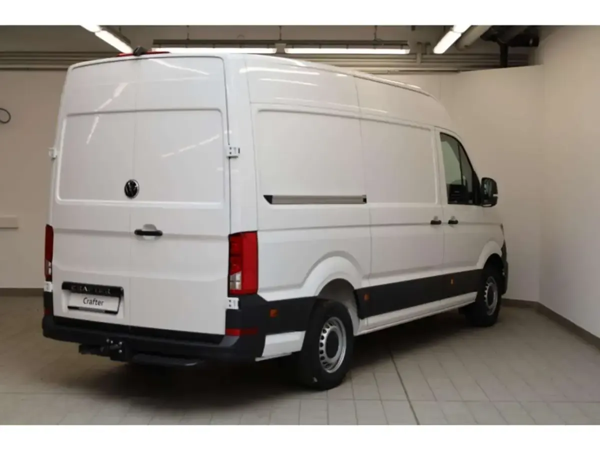 Neu VW Crafter 140 PS (102 kW) 2026 Candyweiß Van