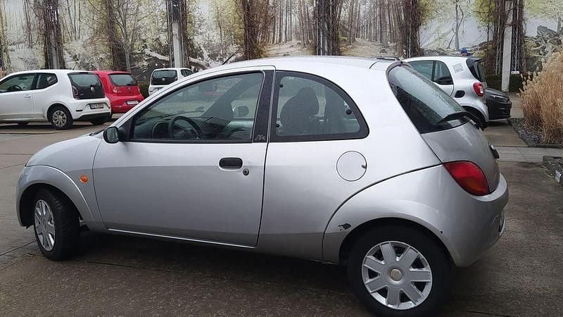 Gebraucht Ford Ka 69 PS (50 kW) 2005 Silber Kleinwagen