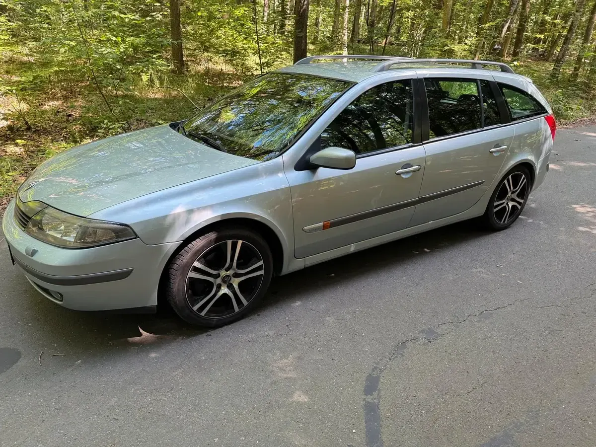 Gebraucht Renault Laguna II 120 PS (88 kW) 2001 Silber Kombi