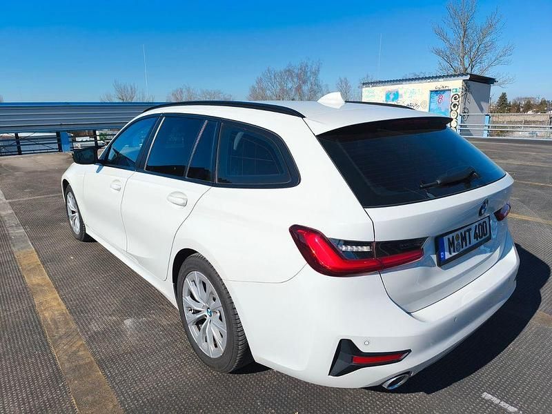 Gebraucht BMW 320 190 PS (139 kW) 2020 Weiß Kombi