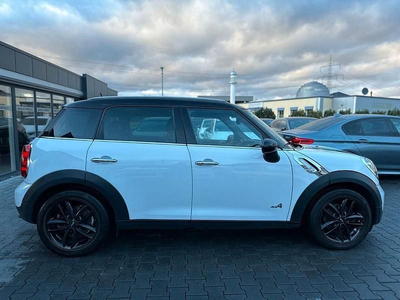 Gebraucht Mini Cooper D Countryman 111 PS (81 kW) 2015 Weiß SUV