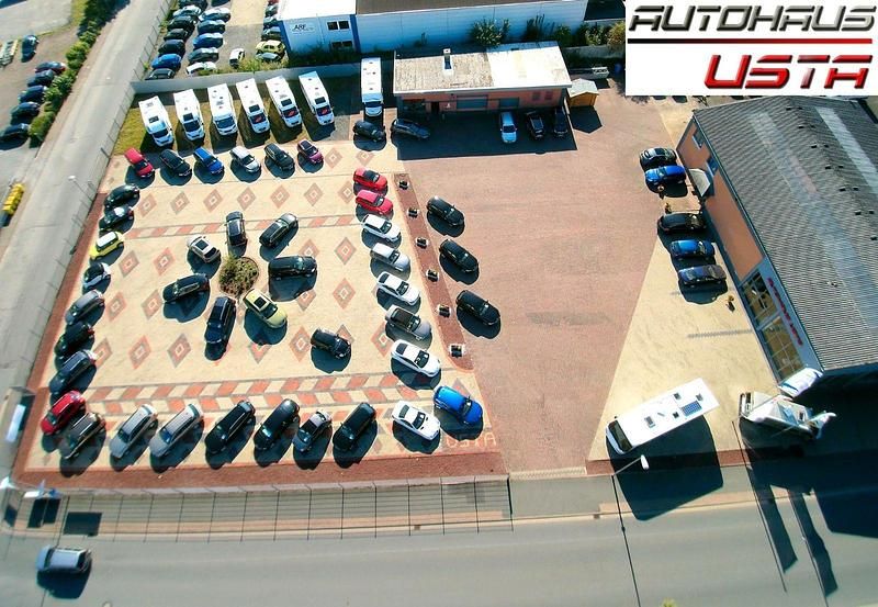 Gebraucht VW Touran United 150 PS (110 kW) 2021 Schwarz Van / Kleinbus