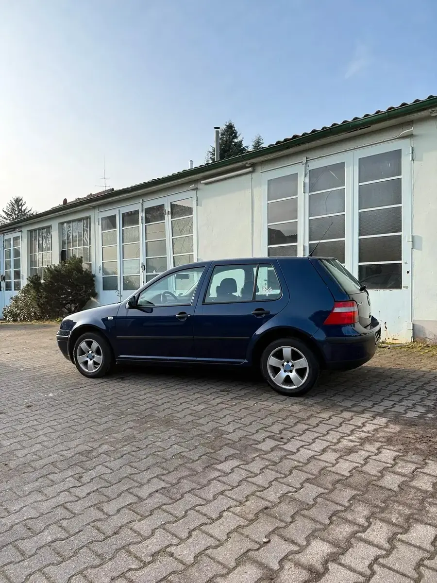 Gebraucht VW Golf IV 75 PS (55 kW) 2002 Kleinwagen