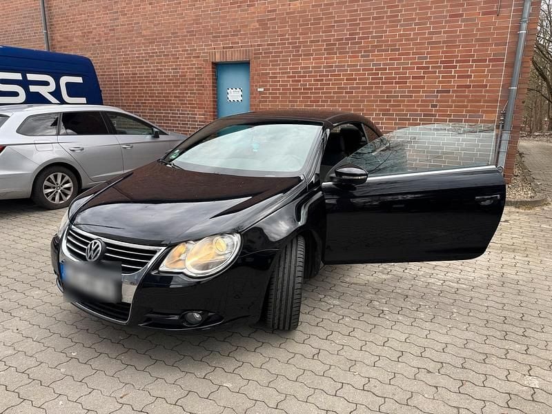 Schwarz Gebraucht 2010 VW Eos Cabrio | 2.150 € - Bild 1/4