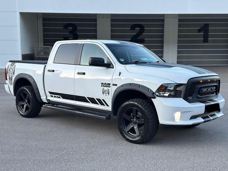 Weiß Gebraucht 2013 Dodge Ram Abholung | 20.900 € (Etwas zu teuer) - Bild 1/4
