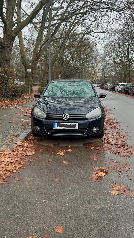 Blau Gebraucht 2011 VW Golf VI Edition Kleinwagen | 5.400 € (Fairer Preis) - Bild 1/4