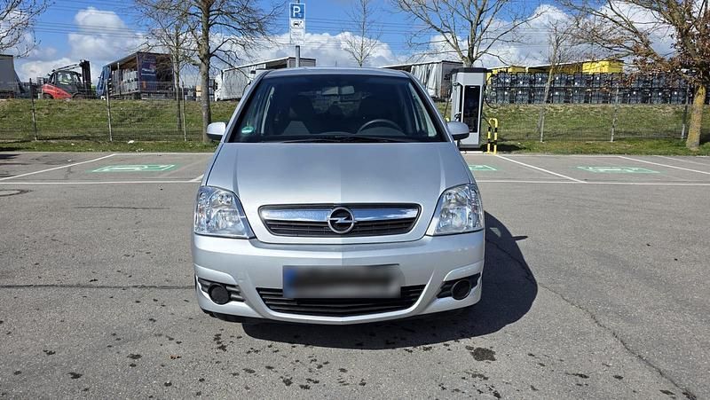 Second-hand Opel Meriva 105 CP (77 kW) 2006 Argintiu Monovolum