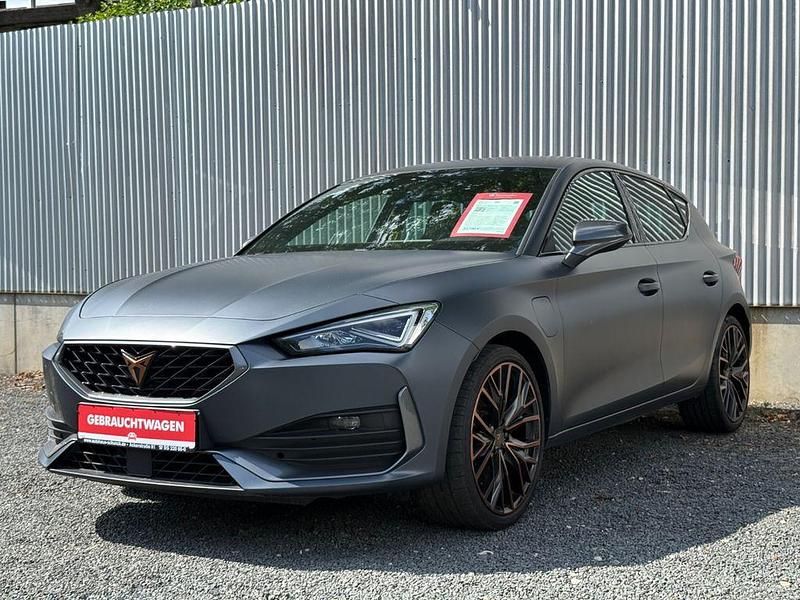 Grau Gebraucht 2022 Cupra Leon Limousine | 21.790 € (Fairer Preis) - Bild 1/4
