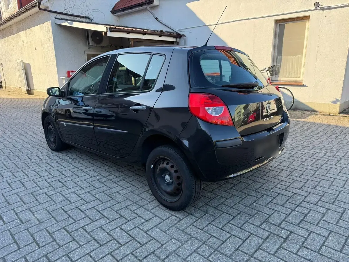 Gebraucht Renault Clio III 88 PS (64 kW) 2007 Schwarz Kleinwagen