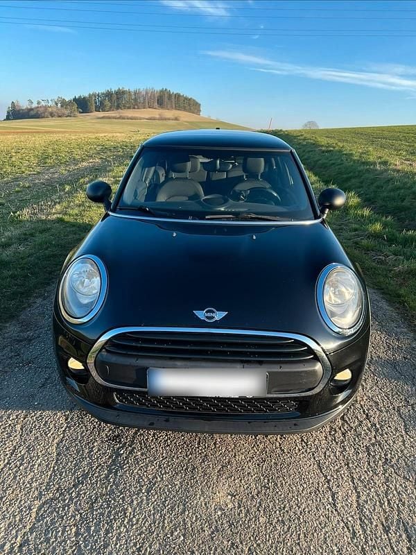 Gebraucht Mini ONE 102 PS (75 kW) 2017 Schwarz Kleinwagen